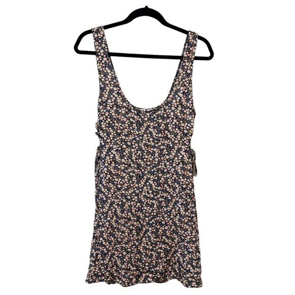 American Eagle Outfitters Dresses & Skirts - American Eagle Floral Tank Mini Dress Womens Sz. Medium Laced Sides Sundress NWT